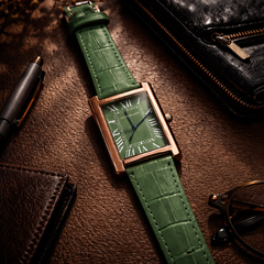 Universal Point Solo Tank Watch